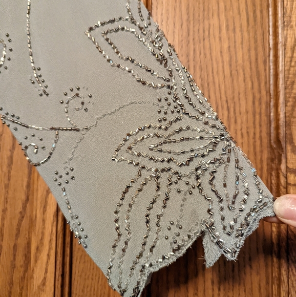 MOB/MOG Beaded Dress - Picture 5 of 11